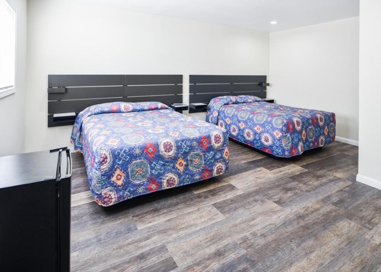 Holly Park Motel Near Lax Lennox ภายนอก รูปภาพ
