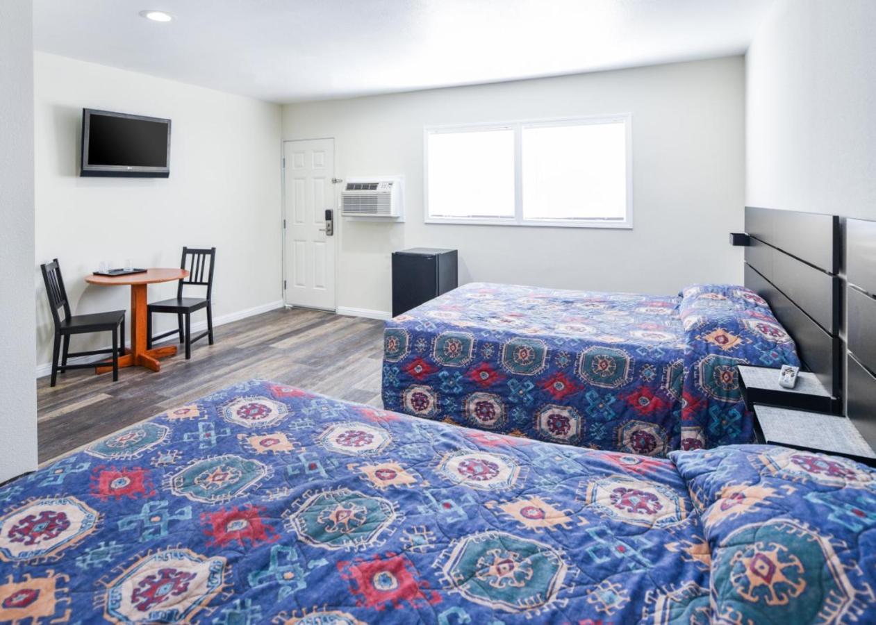 Holly Park Motel Near Lax Lennox ภายนอก รูปภาพ
